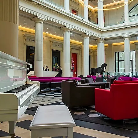 Готель Radisson Blu